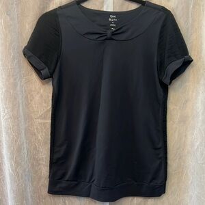 3/$20 Medium tonic black  shirt